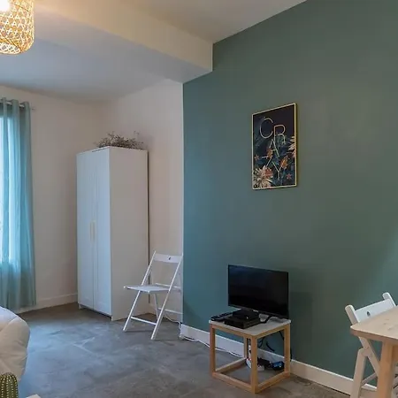 Le Sauge, Loft, Clim, Proche Comedie Apartment *